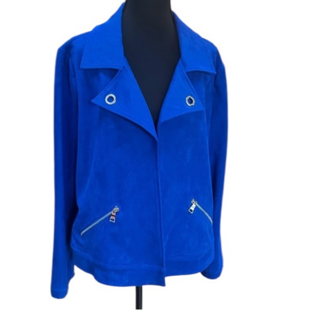 Chico's Royal Blue Faux Suede Jacket Blazer Coat 
Chico’s size 2(12/L) EUC